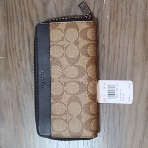 Coach Accordion Wallet In Signature Canvas NWT